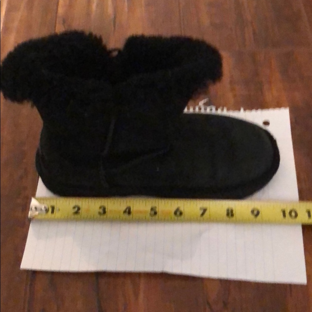 Ugg boots - Picture 8 of 9